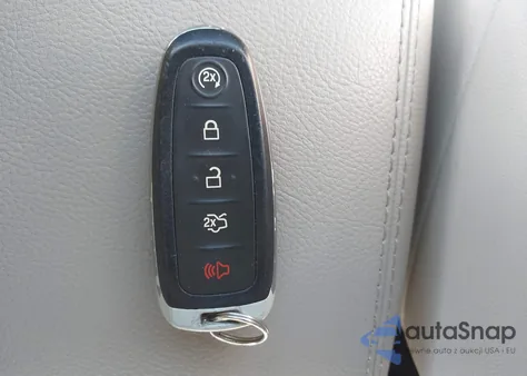 2018 Ford Focus Electric из США, поврежденный, VIN 1FADP3R42JL304036